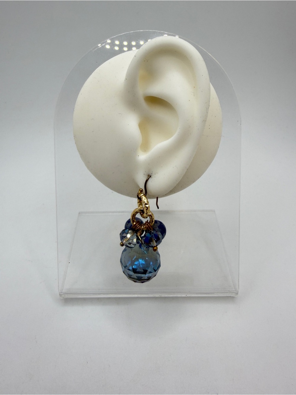Gold over Sterling silver stamped hooks, crystal and sodalite dangle earrings! - Picture 3 of 16